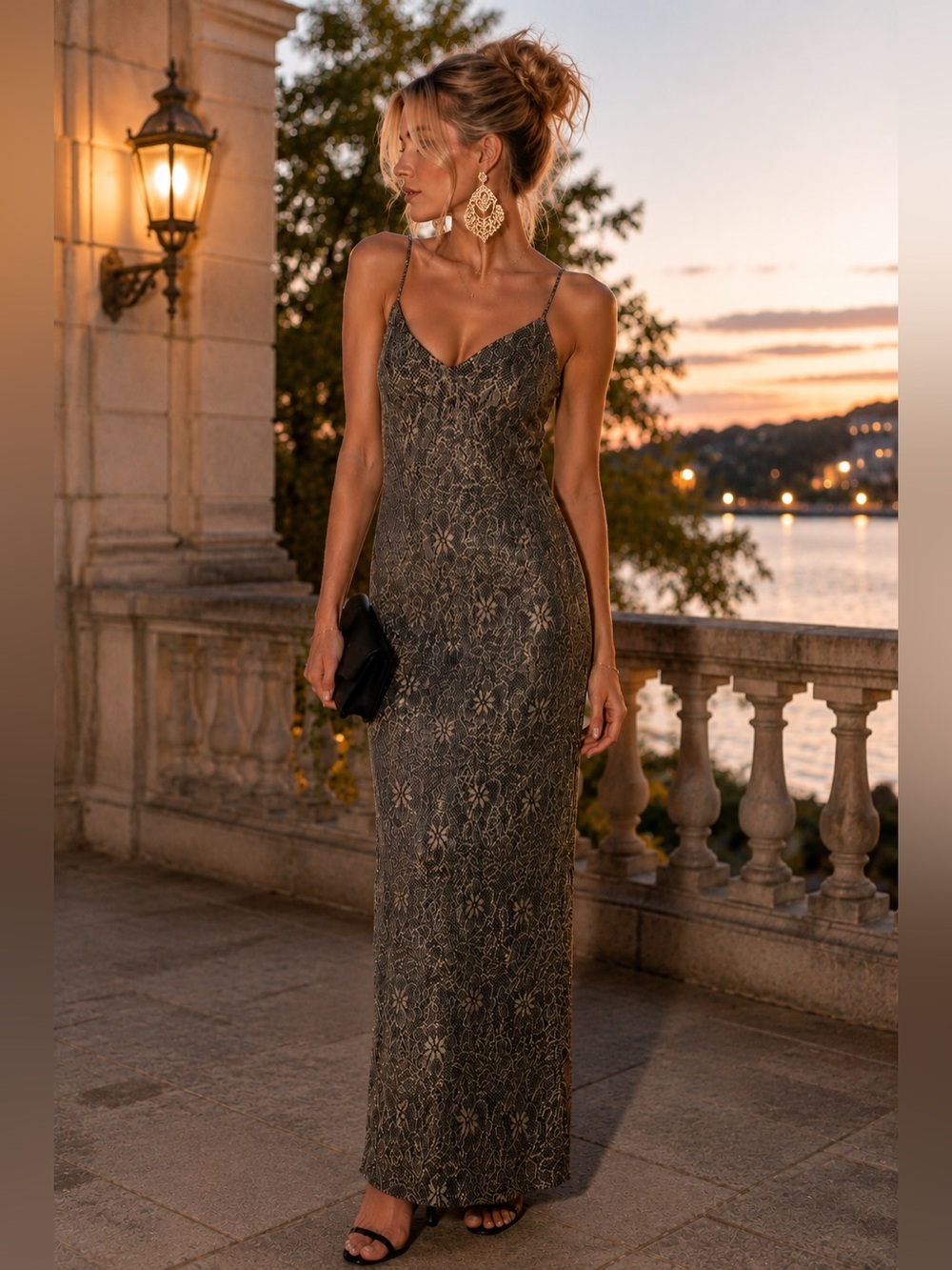 Vintage Speed Fashion Black & Gold Metallic Lace Maxi Dress USA Made Large